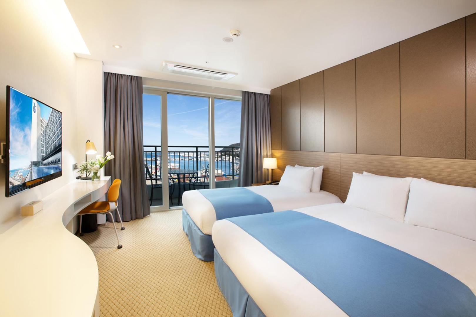 Deluxe Family Twin Room Ocean View